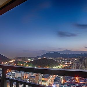 CS Premier Hotel